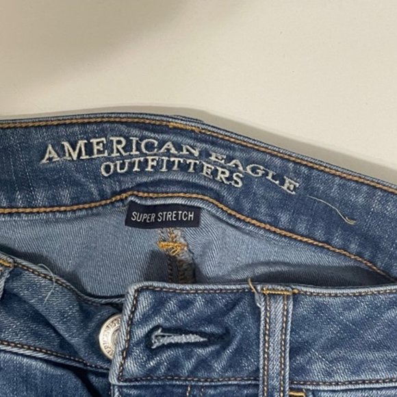 American Eagle Super Stretch Jeans size 2 - Picture 7 of 8